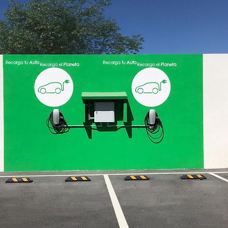 Ramada Encore By Wyndham Monterrey Apodaca Zona Aeropuerto מראה חיצוני תמונה